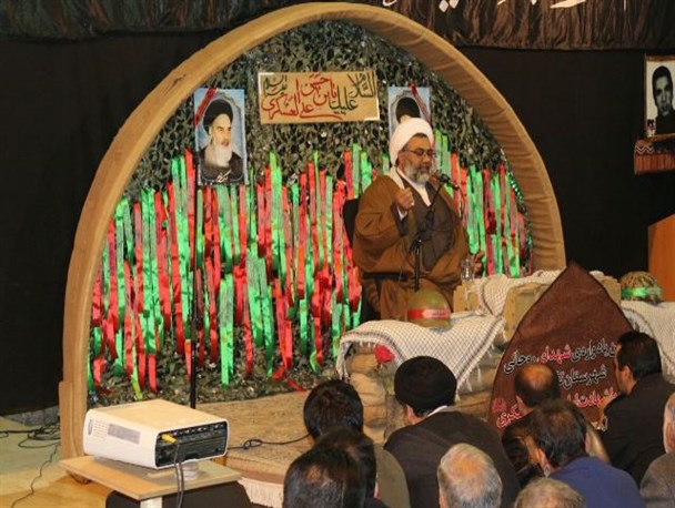 خط سرخ شهادت و خط سبز مهدویت، رمز ماندگاری انقلاب اسلامی/دشمن استحاله فکری و اعتقادی امت اسلامی را هدف قرارداده است