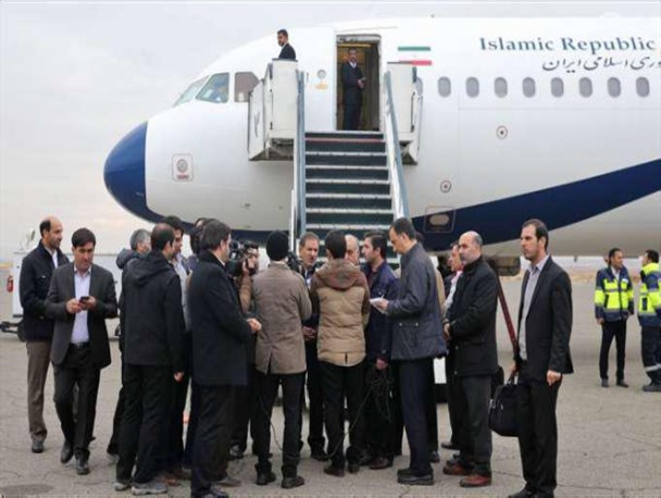 دو راهکار برای اسکان موقت زلزله زدگان پیش بینی شده است/ آغاز حرکت اقتصادی در نقاط زلزله زده