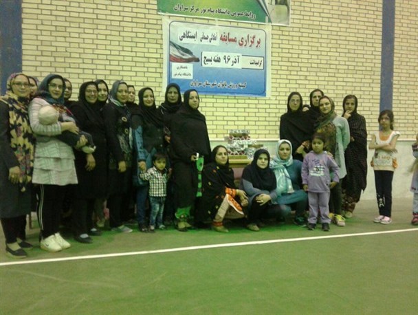مسابقات آمادگی جسمانی بانوان گرامیداشت هفته بسیج برگزار شد/ نقش موثر برگزاری جشنواره های ورزشی بانوان در پویایی جامعه+ تصاویر