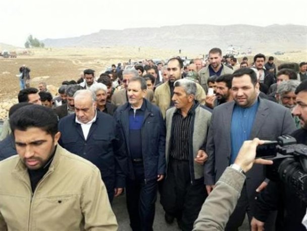 معاون اول رئیس‌جمهور وارد سرپلذهاب شد+تصاویر