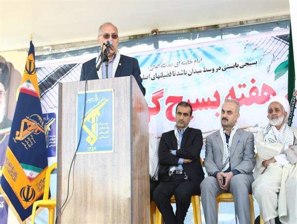 مراقب باشیم دانشگاه بدون بسیج و نیروهای مردمی نباشد