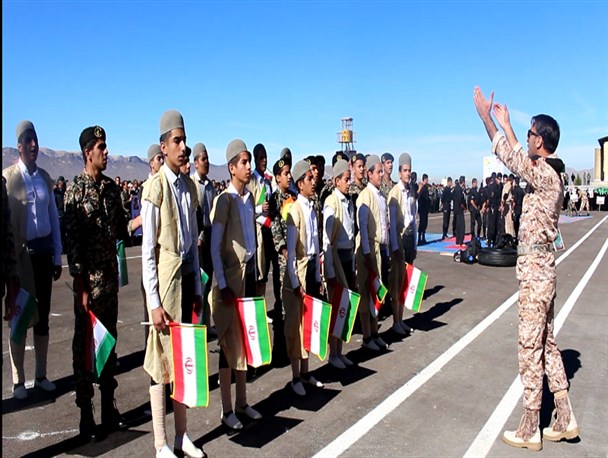 سرود زیبای گروه پسران آفتاب به مناسبت روز بسیج+فیلم