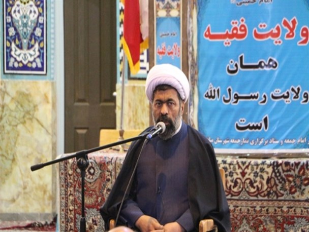 پیروی از ائمه اطهار(ع)، تنها راه نجات و سعادت بشر/ سردار سلیمانی، مایه افتخار جهان اسلام است
