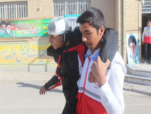 مانور زلزله و ایمنی در مدارس خلیل آباد برگزار شد+عکس