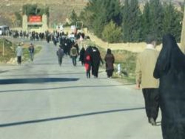 همایش پیاده روی خانوادگی در شهرستان ایوان برگزار شد