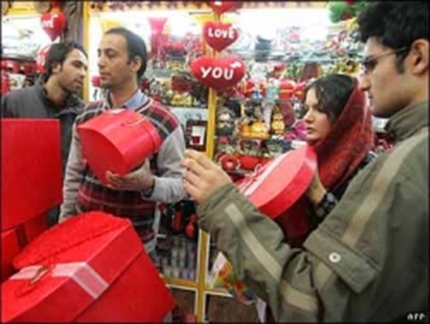 چگونه سبک زندگی غربی بر کشورمان حاکم شده است + عکس
