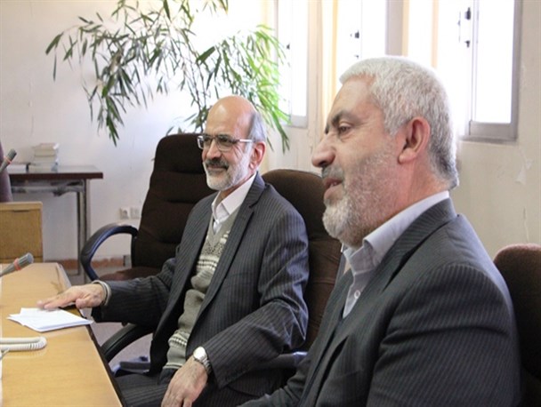 خدمت به کسانی که تمام هستی خود را ایثار کردند باعث افتخار دانشگاه است