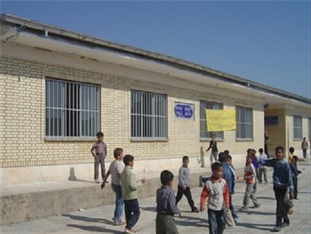 برگزاری مناقصات احداث 36 مدرسه جایگزین مدارس خشتی در حال انجام است