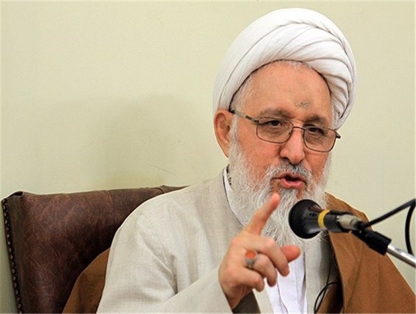 جامعه ما اسلامی نیست/ اگر برنامه داشتیم یک کارخانه هم تعطیل نمی شد