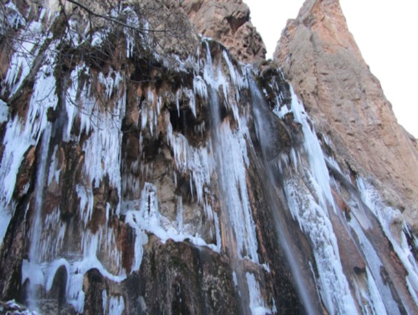 عکس: آبشار مارگون یخ زد