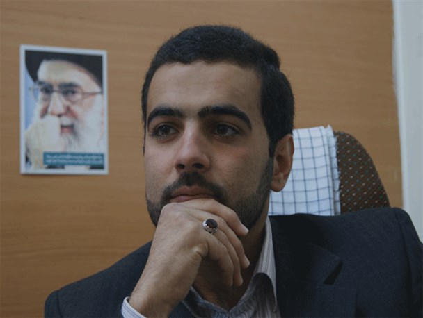 کوتوله های سیاسی را دریابیم