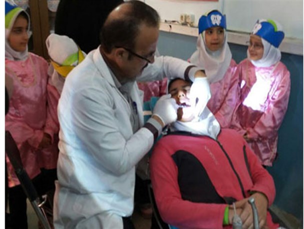 اجرای برنامه سلامت دهان‌‌ودندان بین ۲۹۰۰ دانش‌آموز مقطع ابتدایی گلوگاه