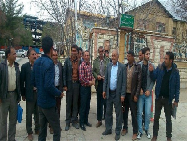 تحصن 68 توزیع کننده کپسول گاز مایع جلوی استانداری کهگیلویه و بویراحمد/کسی پاسخگو نیست