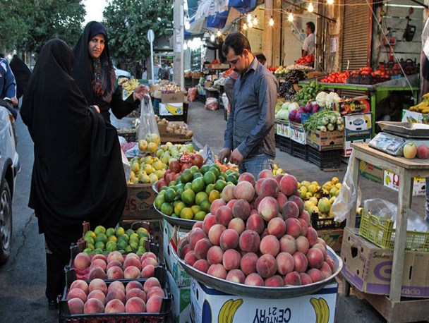وقتی پیاده‌رو محل کاسبی می‌شود