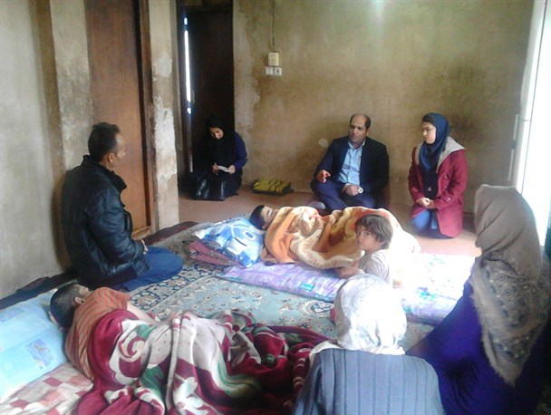 بازدید رئیس بهزیستی از روستایی با ۶۰ معلول در گنبد