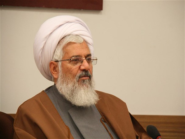 فتنه ۸۸ با هوشیاری، آگاهی و اقدام به موقع مقام معظم رهبری خاموش شد/ تبعیت از ولایت نقطه اتکا مردم در حوادث و مسائل مختلف کشور است