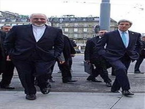 هم شانه با تو دراین کوچه زیر آسمان / باور نمی کنم کنار توام من قدم زنان