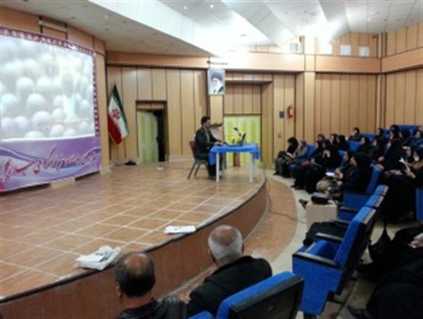 کارگاه آموزشی جشنواره الگوهای برترتدریس در قروه برگزار شد