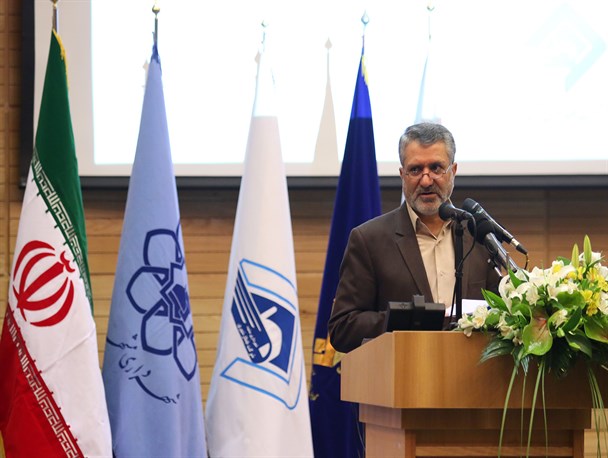 ضرورت توسعه خطوط ریلی در جهت کاهش آلودگی هوای مشهد/ افتتاح هزار میلیارد تومان پروژه‌های شهری تا پایان امسال