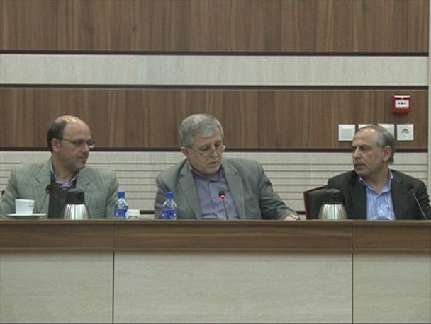 معاون وزیر علوم بر گسترش مراکز آموزش عالی در مهریز تاکید کرد