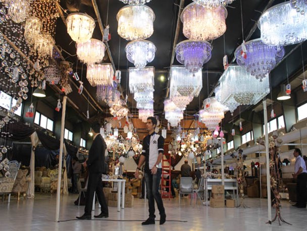 افتتاح نمایشگاه مبلمان و لوستر در گلبهار