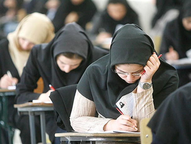 آزمون استعدادهای درخشان در کبودراهنگ برگزار شد