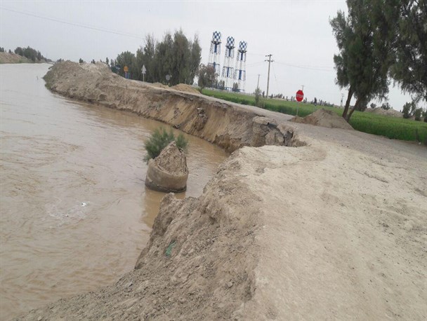 مسیر ارتباطی روستای سنجرانی در وضعیت نامناسبی قرار دارد