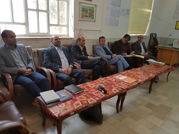 بازدید معاونین وزارت آموزش و پرورش از مدارس شبانه روزی بوانات+تصاویر