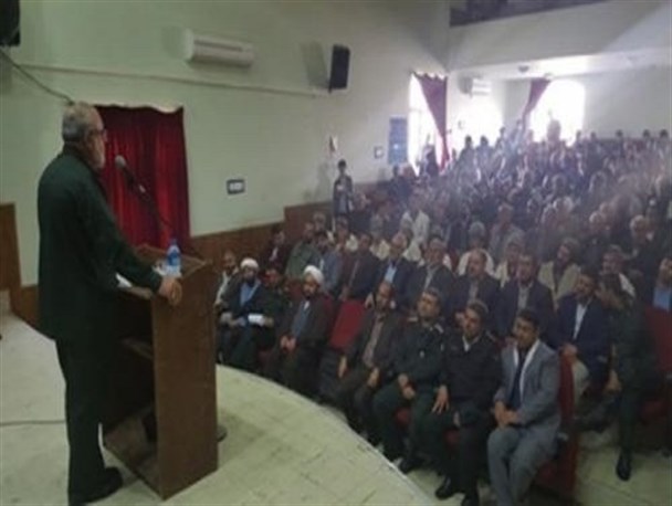 اساس جامعه روستایی و شهری از عشایر سرچشمه می‌گیرد