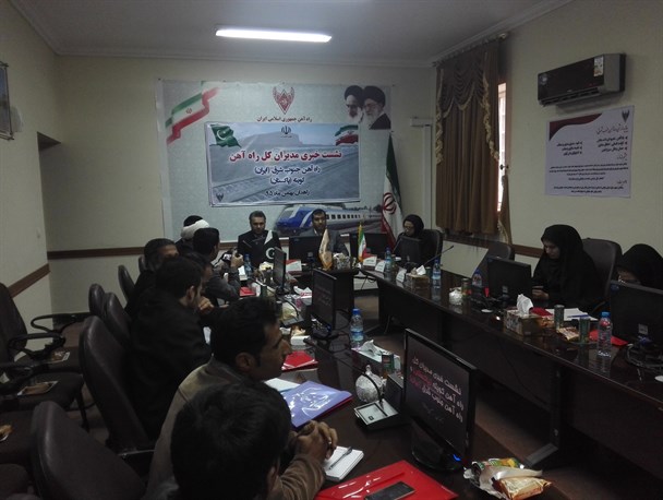 تمایل طرفین برای افزایش ارتباطات/برنامه ریزی برای ارتباط ریلی بنادر گوادر پاکستان و بندر چابهار