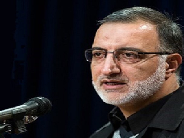 می‌خواهند دستبرد به بیت‌المال را تئوریزه کنند/نفت 50 دلاری را با 8 دلار تخفیف می‌فروختند/ 90‌ درصد سپرده بانکی کشور مربوط به 5‌ درصد جامعه است/ وجود ده‌ها بابک زنجانی در دولت