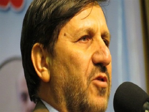 در هیچ دولتی به انداز دولت روحانی در زیر ساخت های کردستان کار نشده است/ بعضی رسانه ها حتی یک تیتر مثبت برای دولت نمی زنند