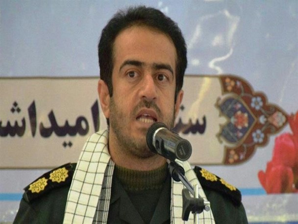 مساجد پیش قراول مبارزه با جنگ نرم دشمن است