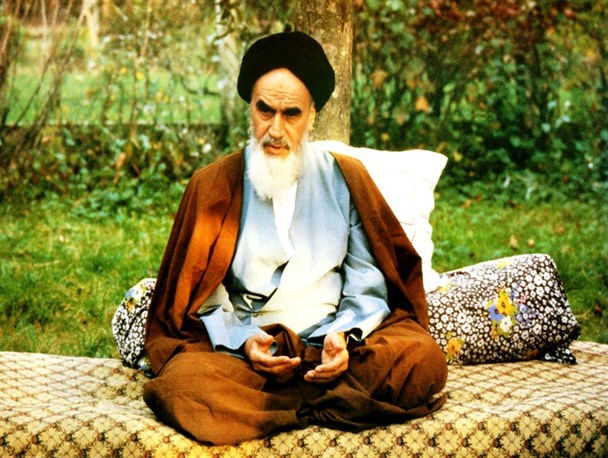 وقتی امام(ره) از مردم آمل تشکر می‌کند