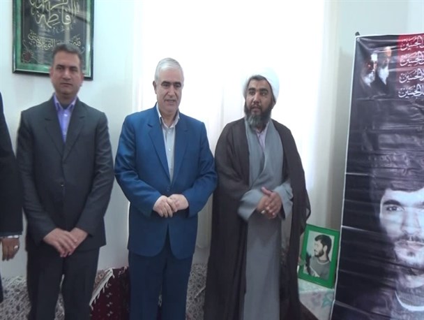 دیدار استاندار با خانواده شهید محمد حسن ابراهیمی/ تصویری