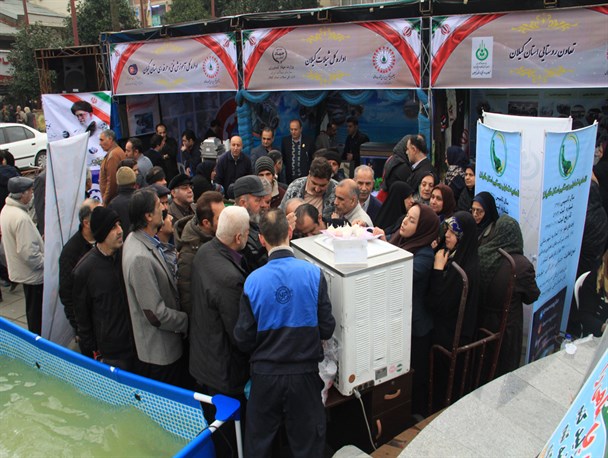 افتتاح نمایشگاه «دستاوردهای انقلاب اسلامی در چله انقلاب» در رشت + تصاویر