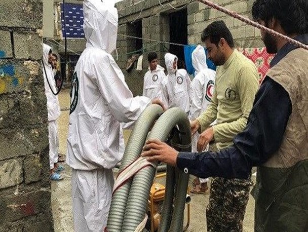 حضور دو گروه جهادی از دانشگاه‌های اصفهان در مناطق سیل‌زده