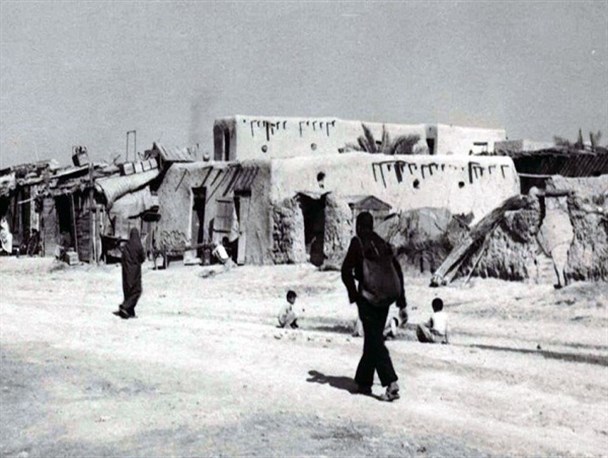 تنها ۱۱ روستای استان بوشهر برق داشت/ برق انقلاب سیاهی خانه جنوبی‌ها را روشن کرد