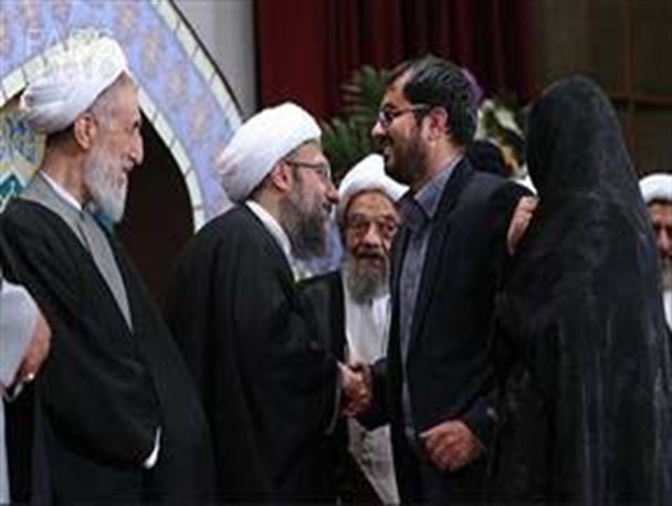 کسب مقام نخست مسابقات حفظ قران کریم توسط کارمند دادگستری یزد