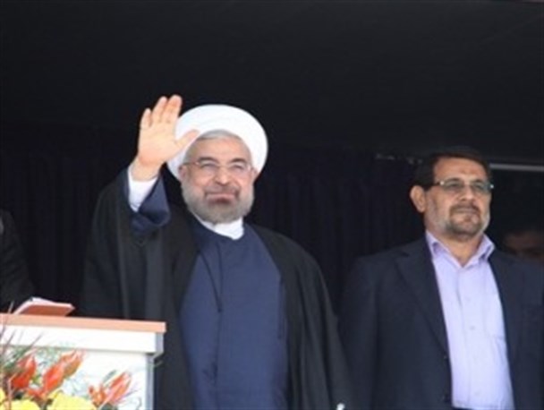 برخی ها بر سر موارد جزیی در کارها شکاف ایجاد می کنند/ لزوم دیپلماسی در اقتصاد مقاومتی