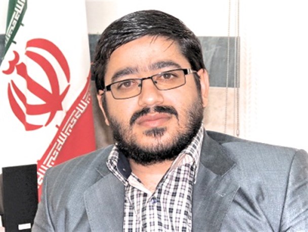 مدعیان آزادی بیان 5 بار صفحه فیسبوک "باروت خیس" را مسدود کردند/سوتی عجیب "VOA" در پخش زنده انقلابی‌ترین جشنواره ایران