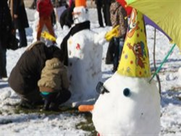 جشنواره آدم برفی در اردبیل