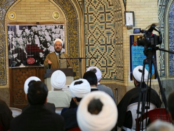 آیت الله عمومی: طوری عمل کنیم که با بحث سیاسی قرب الی الله پیدا کنیم/ در شکل انتخابات بومی سازی نکردیم