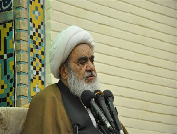 با حضور یکپارچه در انتخابات هفتم اسفند افرادی «کارآمد» و «متدین» انتخاب کنیم