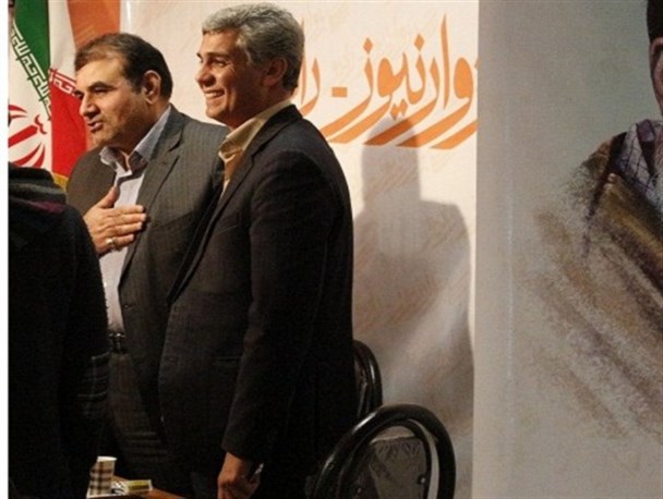 حضور رسانه های بدون مجوز با فشار برخی مسئولان