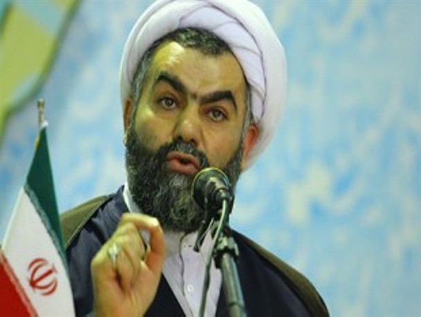 ذلت و خواری فرجام آنان که در مقابل اردوگاه ولایت بایستند/ در فتنه 88 برخی داعیه داران انقلابی در اردوگاه دشمنان خیمه زدند