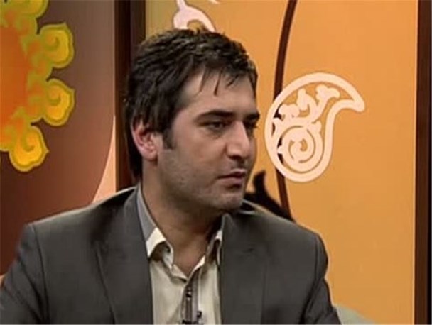 چادری شدن دختری به واسطه شعرهایم، انگیزه‌ ام را در این مسیر بیشتر می‌کند/90 درصد برنامه‌های زنده شعر خوانی را از کربلا اجرا کردم