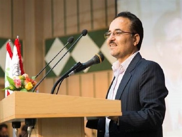 یزدی‌ها برای تولید مواد ضدعفونی کننده آستین بالا زدند