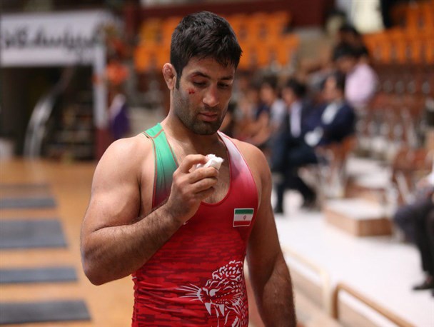 عبدولی: با بنا پدرکشتگی ندارم/ کشتی‌گیر نیستم، به کجا برگردم؟!