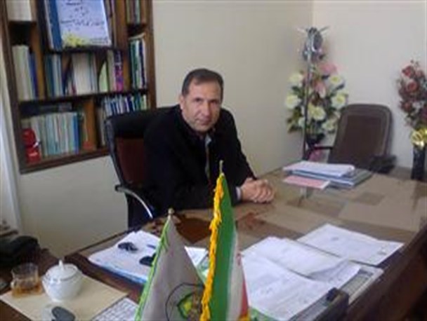 با تمام توان با برداشت بی رویه گیاهان کوهی مقابله می کنیم